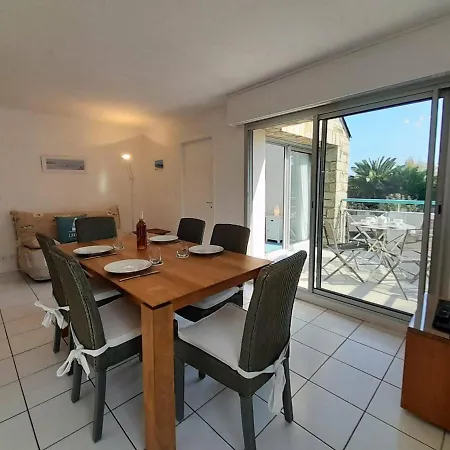 2 Pieces Avec Balcon Et Proche Plages - - Fr-1-477-127 *